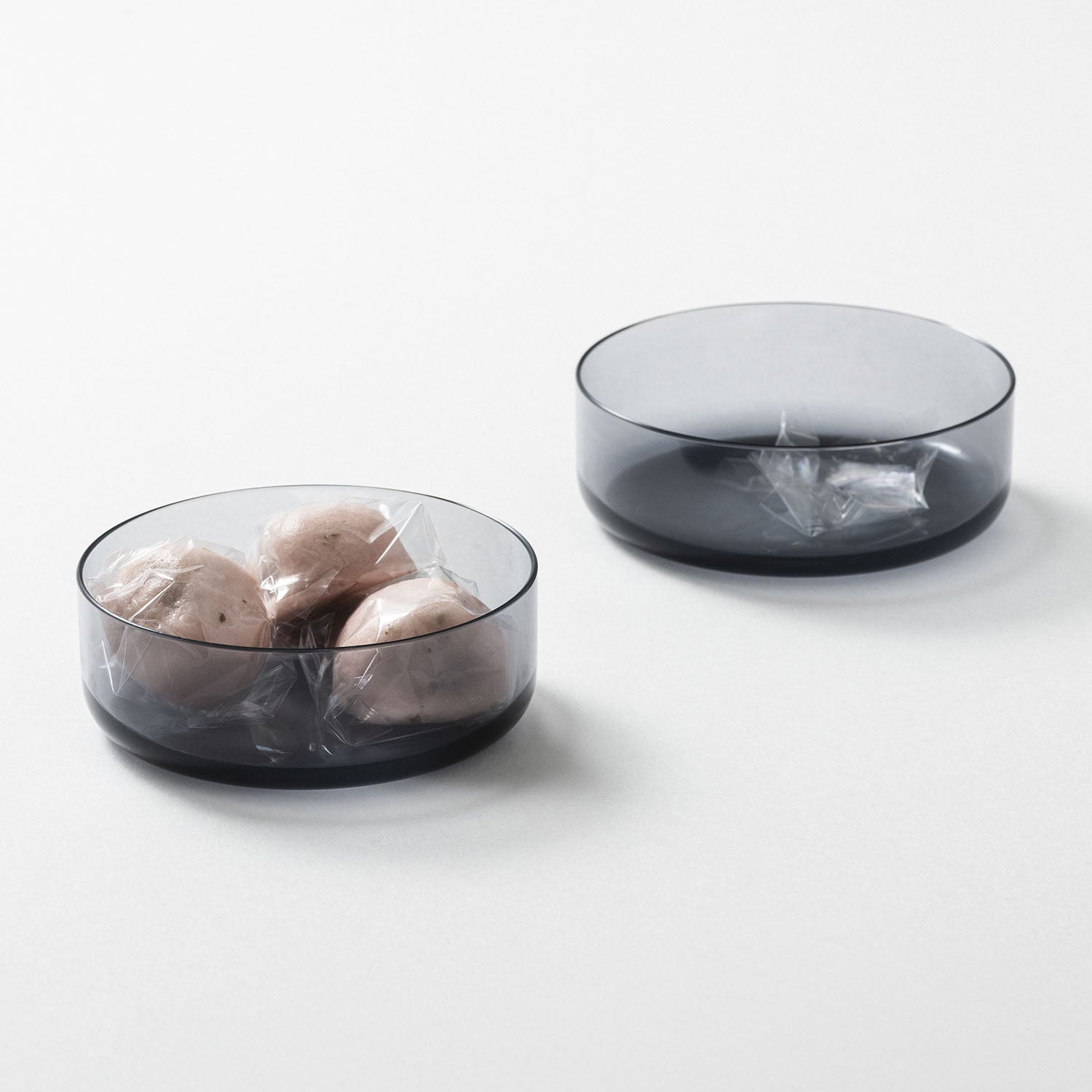 ウエノスケ シタノスケ W