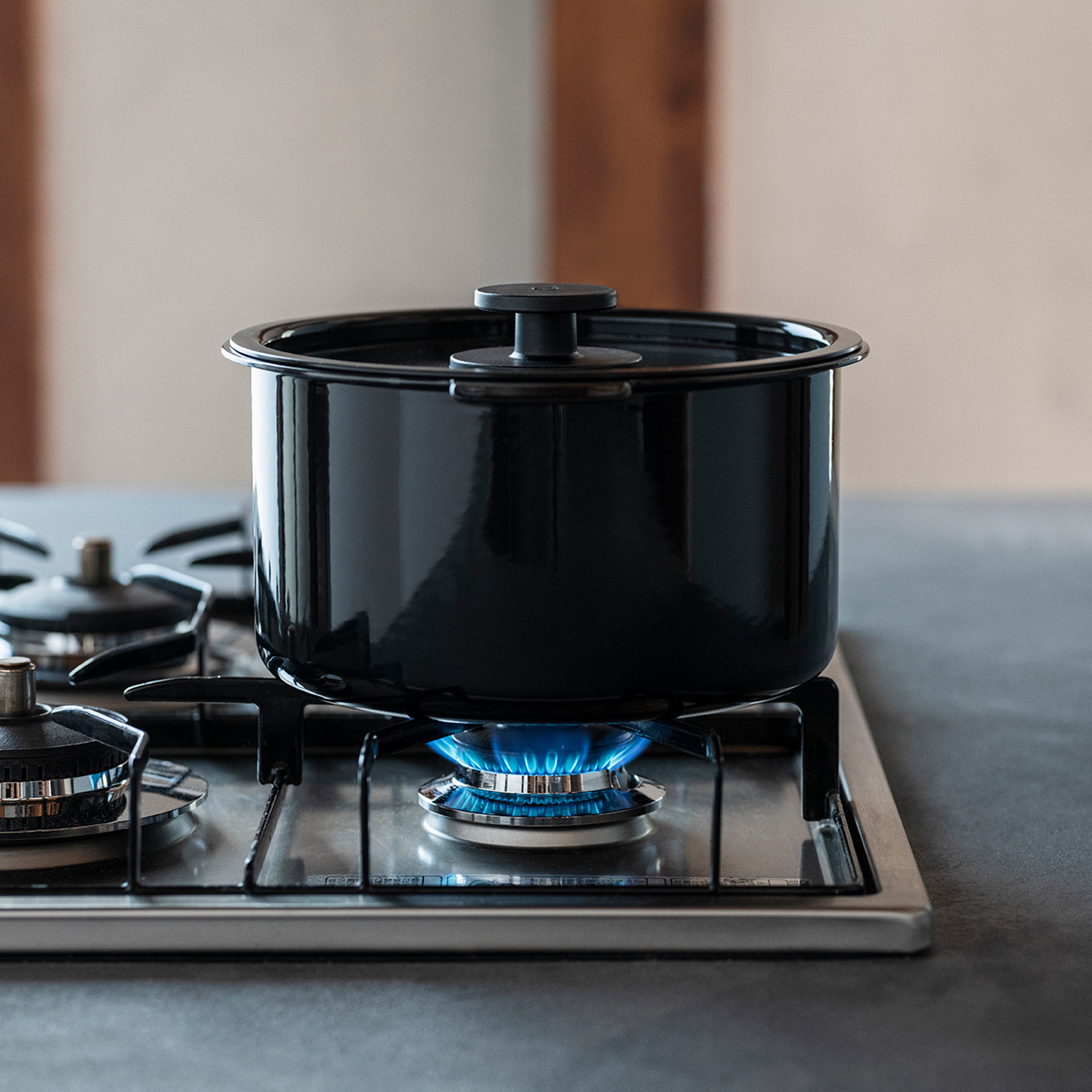 STAN.  自動調理なべ