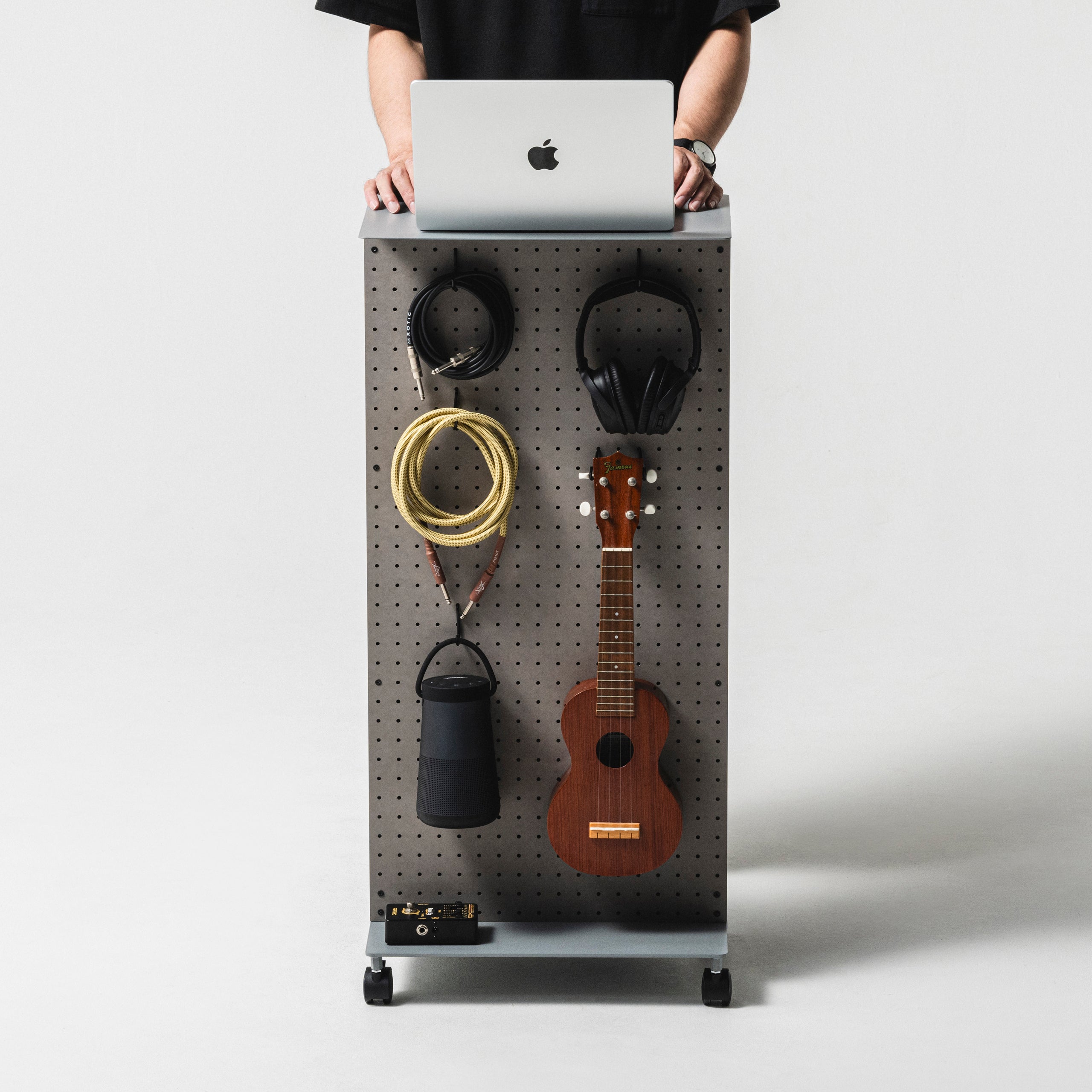 WALL FOR ONE