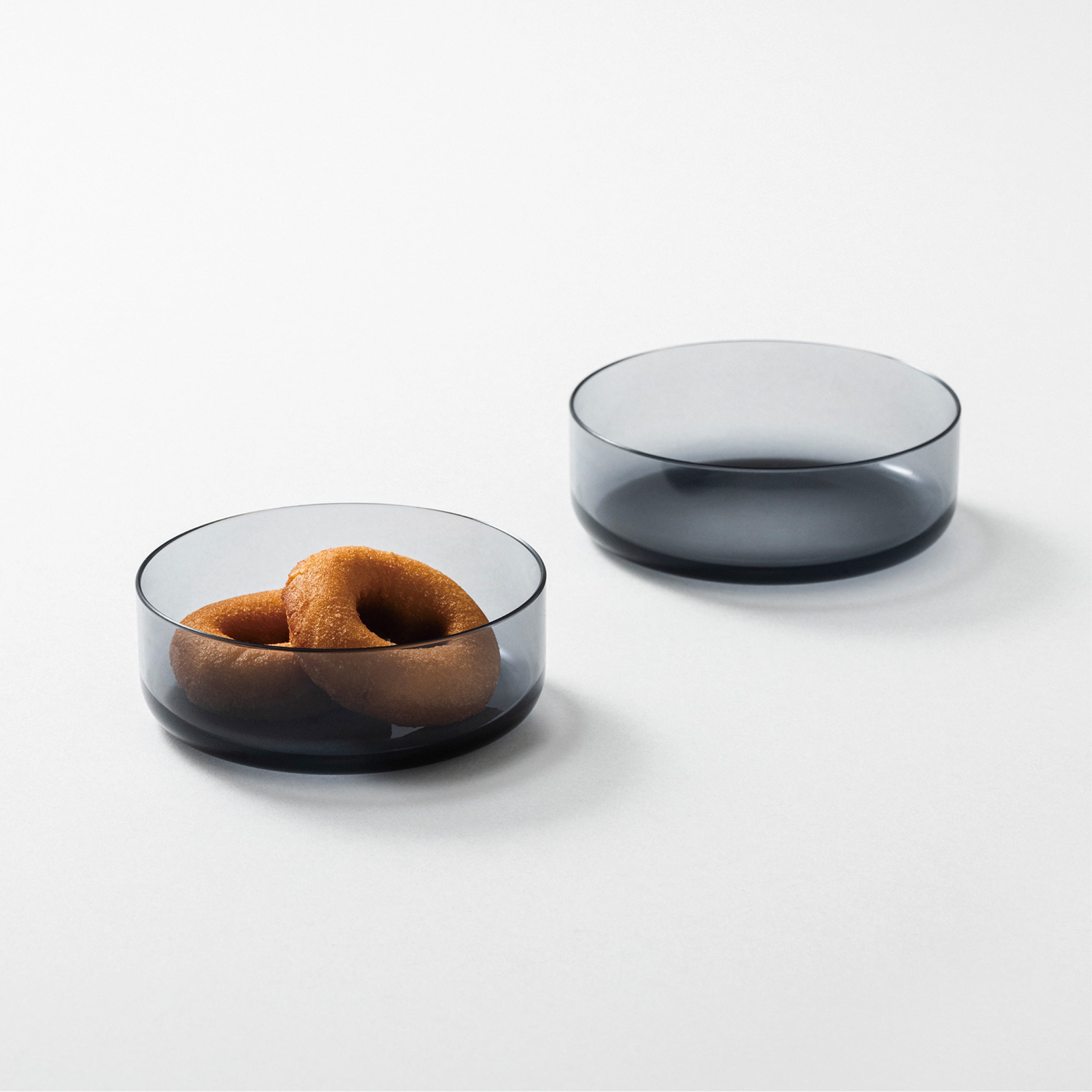 ウエノスケ シタノスケ W